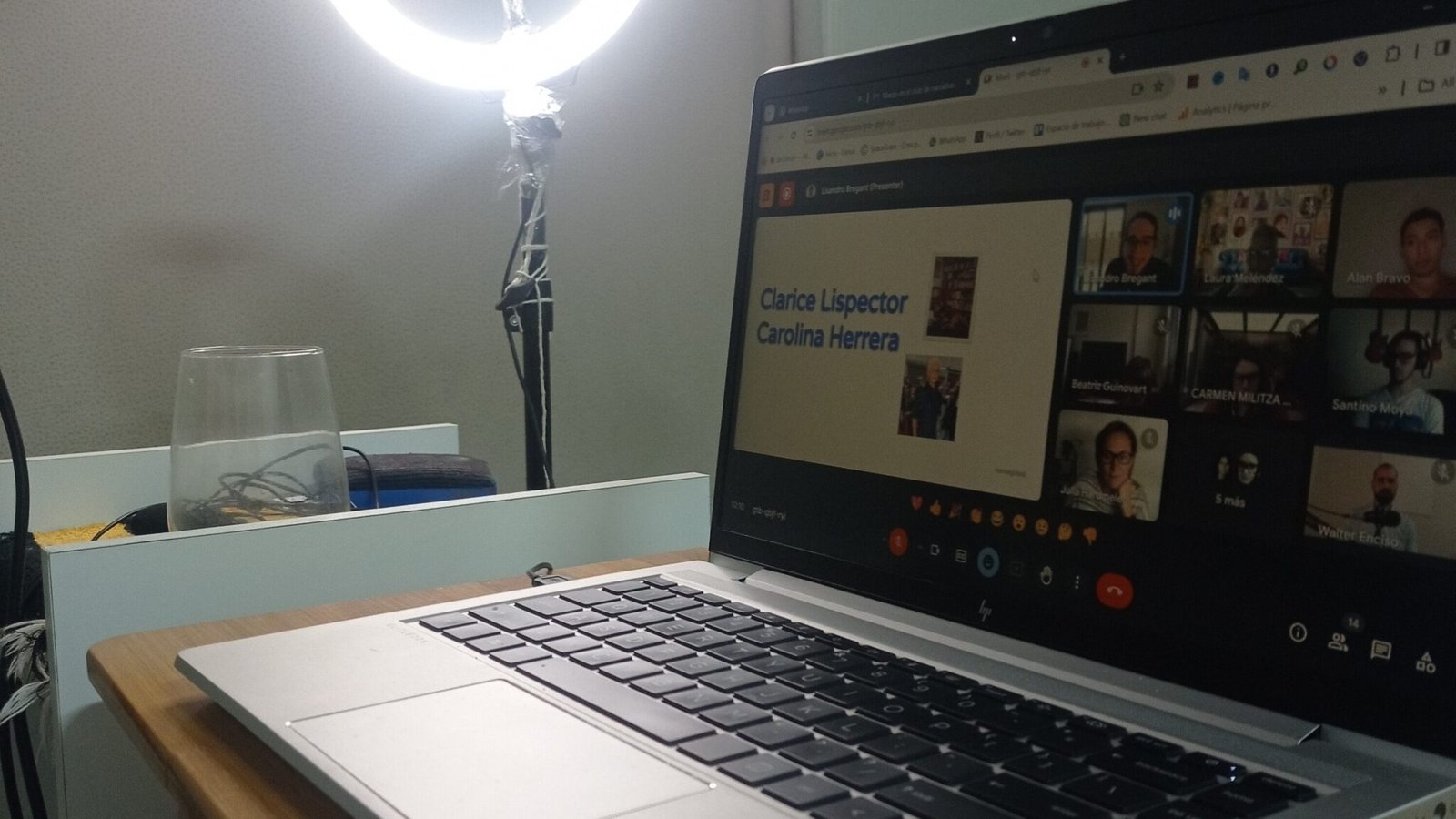 Equipo utilizado para un encuentro de formación online